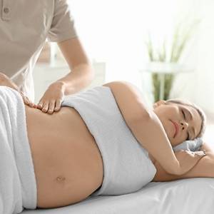 Massage prénatal chez Samananda : un moment de pure relaxation pour la future maman !